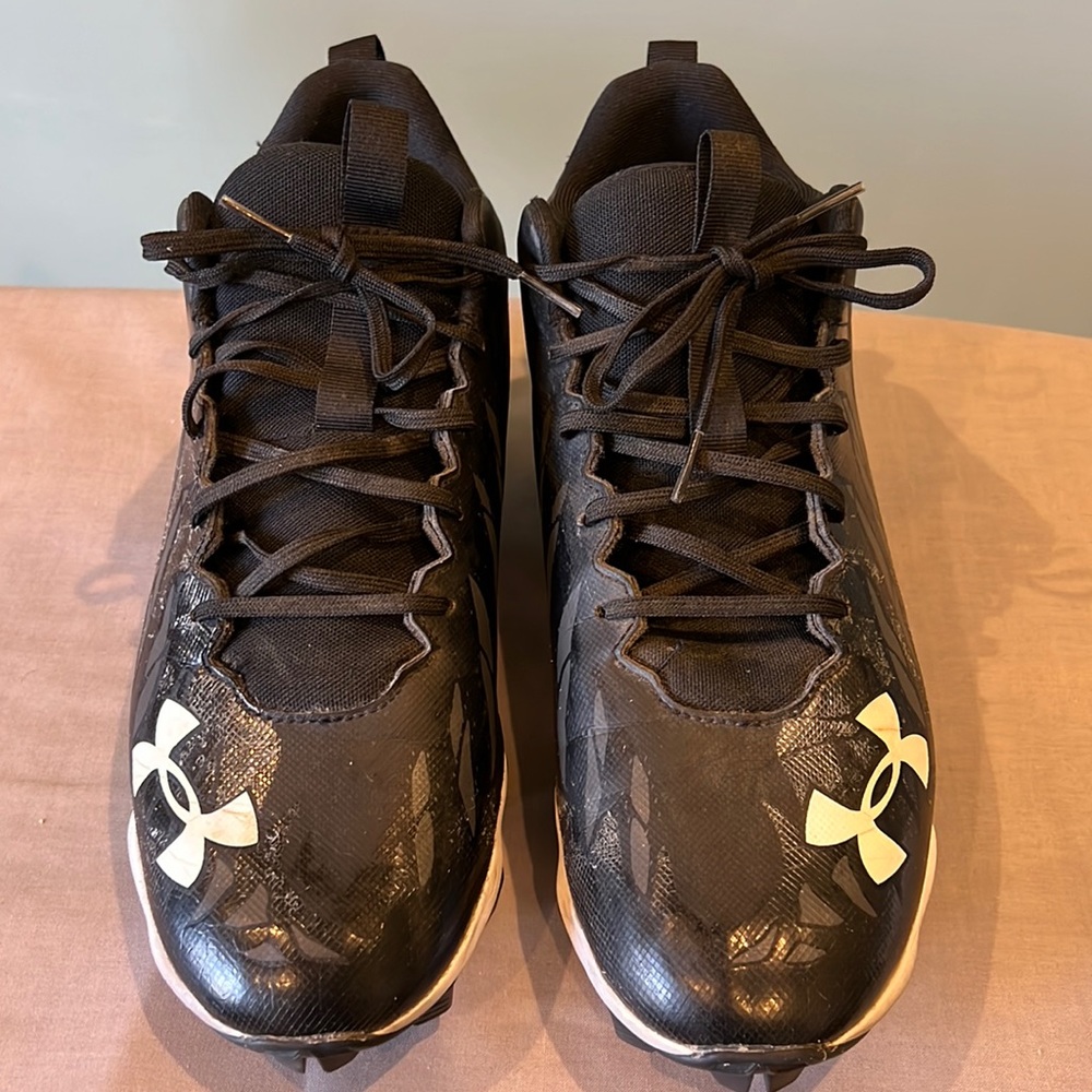 Under Armour football/lacrosse cleats